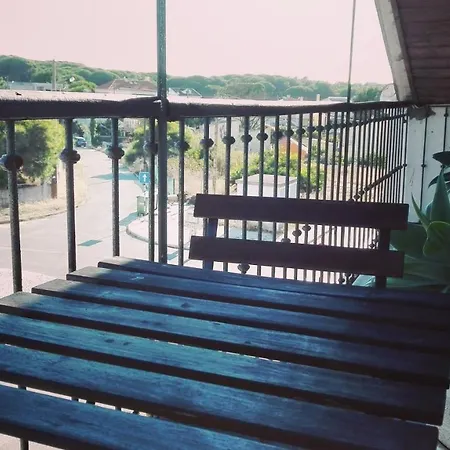 Solar N.s. Aires Pansiyon Costa da Caparica
